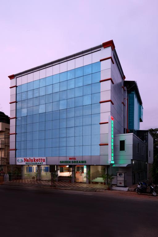 Hotel Green Dreams Kochi Екстериор снимка