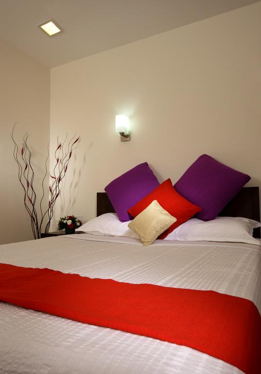 Hotel Green Dreams Kochi Екстериор снимка