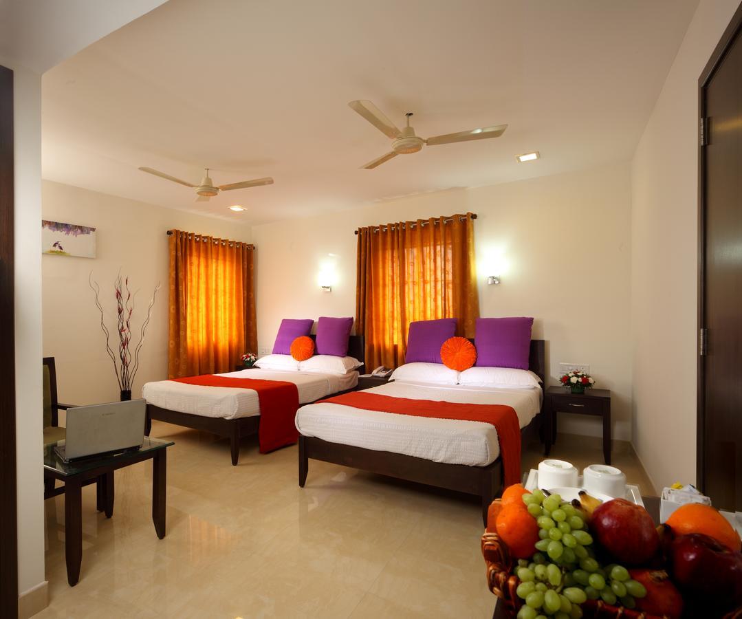 Hotel Green Dreams Kochi Екстериор снимка